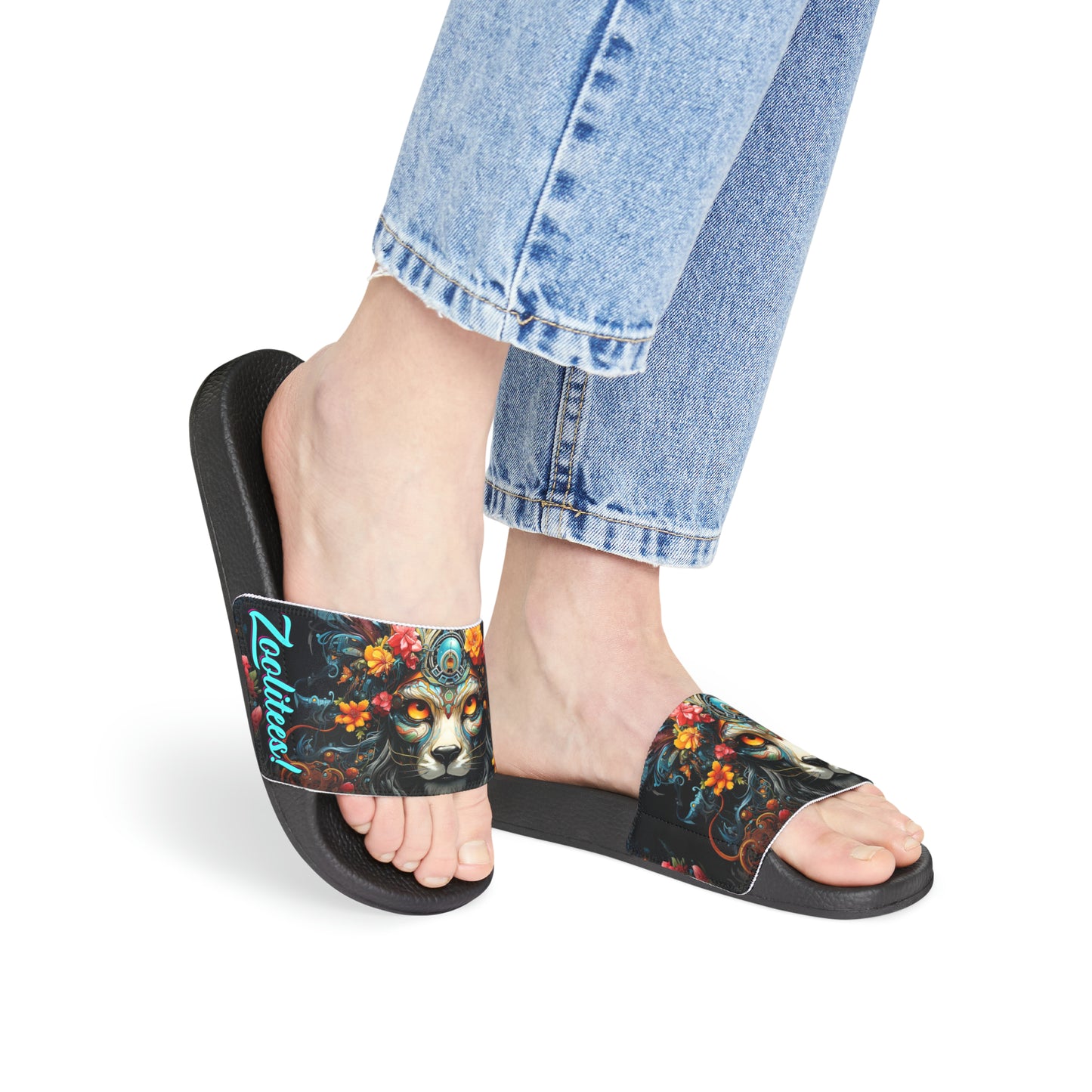 Women's Focused Lion Sandals